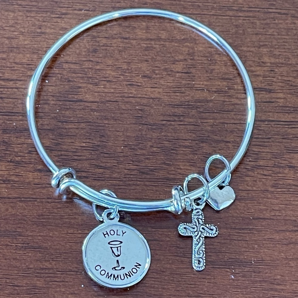 First Communion Bracelet with charms handmade NWOT